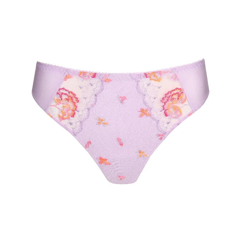PrimaDonna Palace garden string